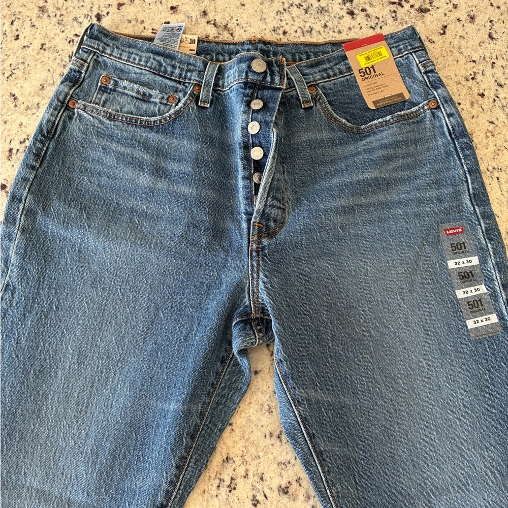 Levi jeans